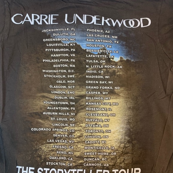 Carrie Underwood Storyteller Tour Tshirt Circa 2016 - Picture 2 of 3